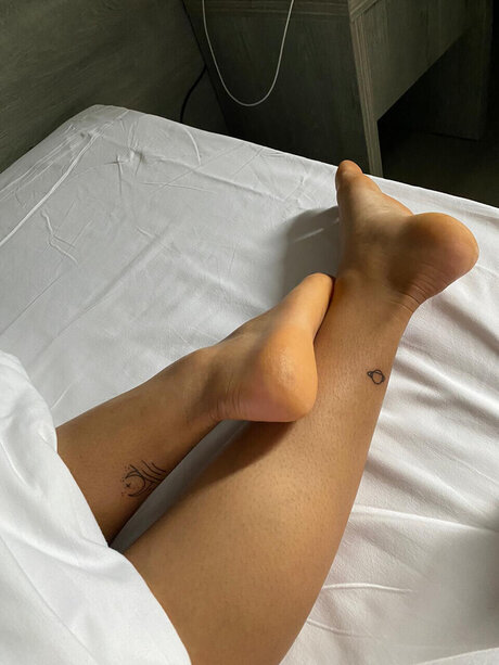 Samba feet star nude pics