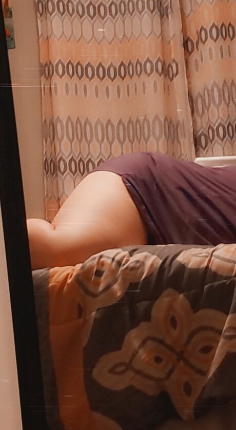 TWISTED PISCES pretty actress pic