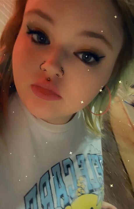 NikkiDrips xxx model pictures