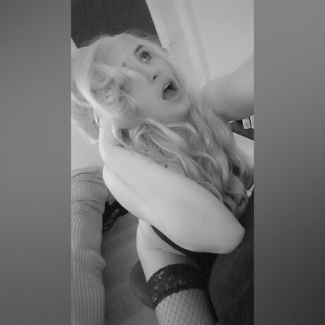 NIKITA BANKS nudes actress image