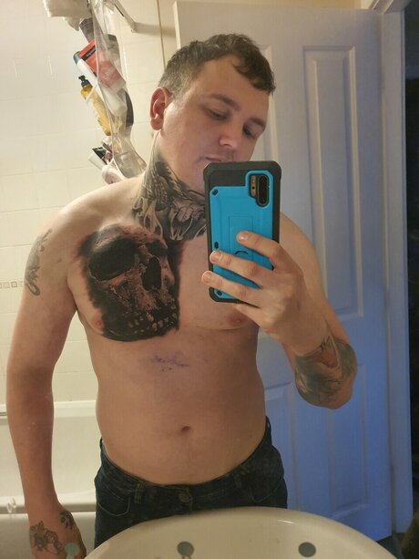 H34RTLES5 model nudes img