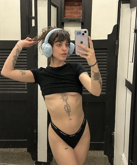 Bri Bailey model beautiful archive