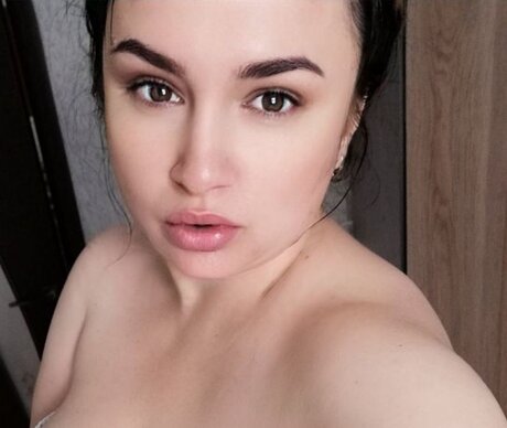 _Adventurous Masha_ hd star pics