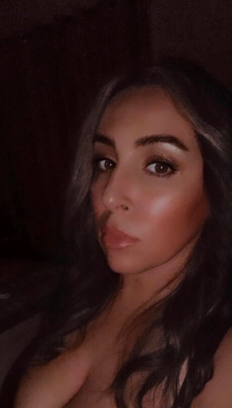 MissLola pornstar sexy photo