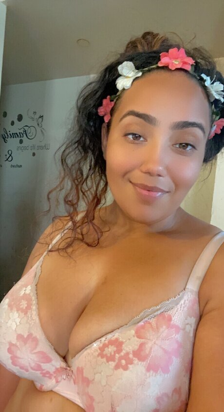 Playful bandit pornographic actress pic