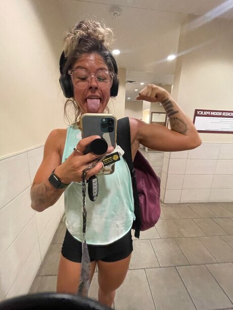 samidavisjrjr model exclusive pic