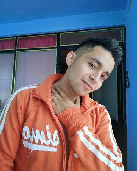 Ed2105 porn star picture