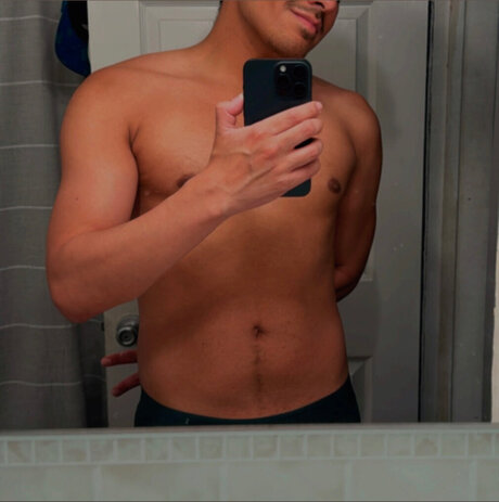 toni high quality actress photos