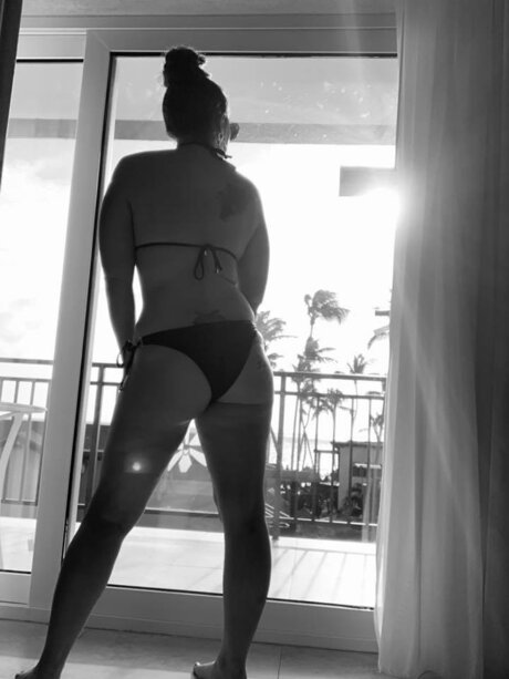 Wetwithlust top pornstar photo