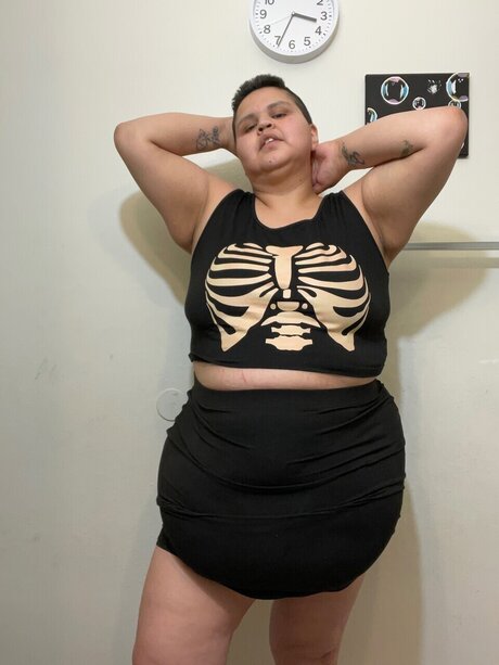 Jennofmars adult model images