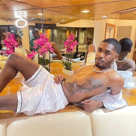 kreyd_ nude actress picture