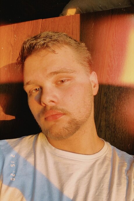 P1Sy sexy model photo