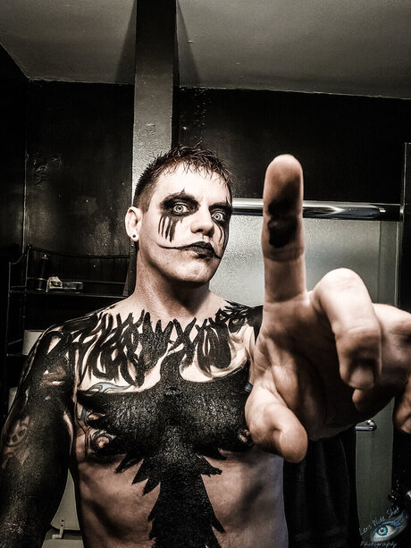 Trevor Traven pornstar naked pictures