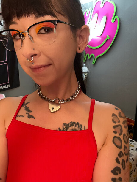 Lydia Deeps adult star img