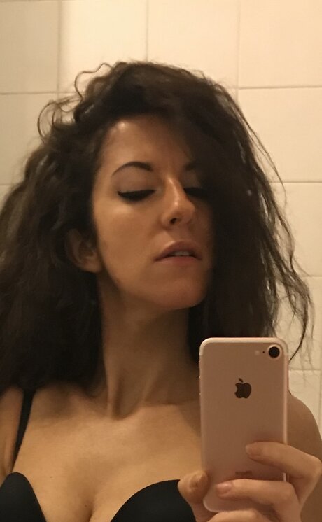 Joanna exclusive actress picture