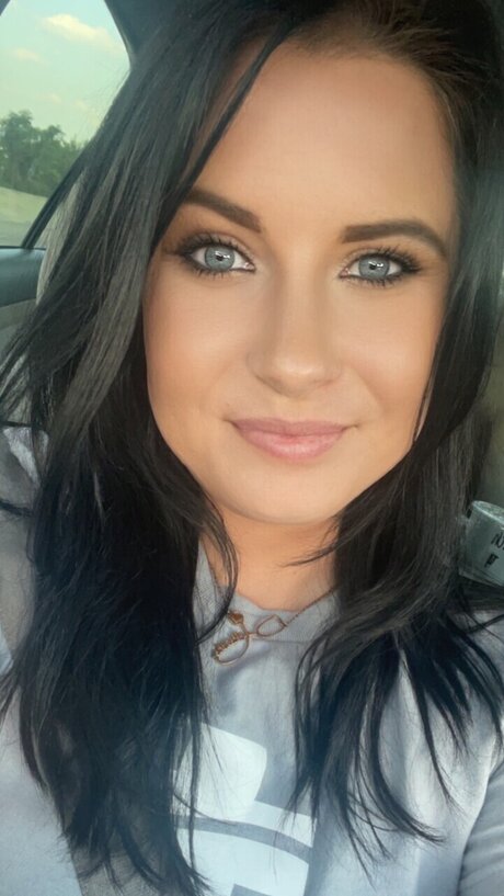 Raylynn free pornstar image