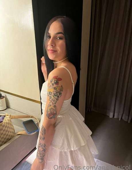 angel nicol model sex images