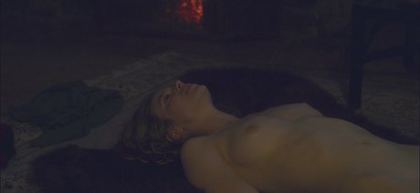 Lou de Laage model nice pic