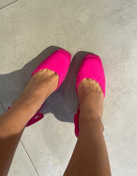 anafeetish xxx star galleries