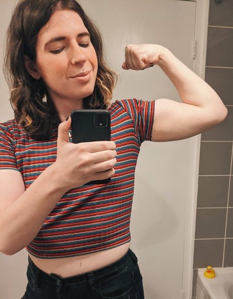 wildflowerfaye hd model photo