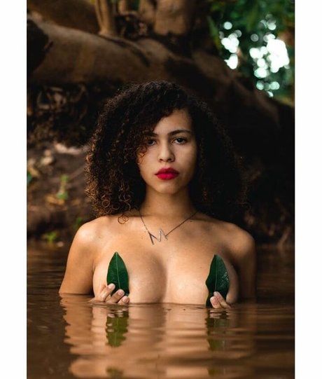 Meninas De Macapa naked model images
