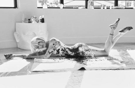 Katie Cassidy high quality actress img