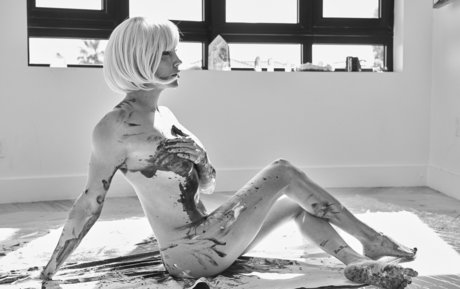 Katie Cassidy perfect actress images