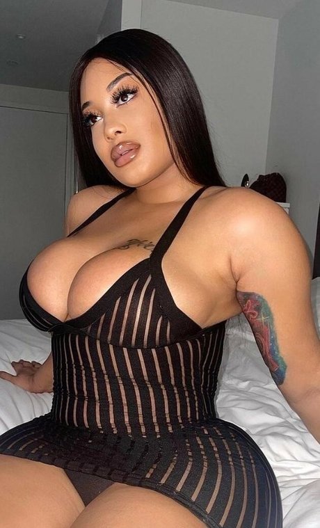 Kristiana King star porn photos