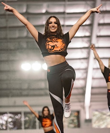 Taylor Johnson Cheer model pornographic gallery