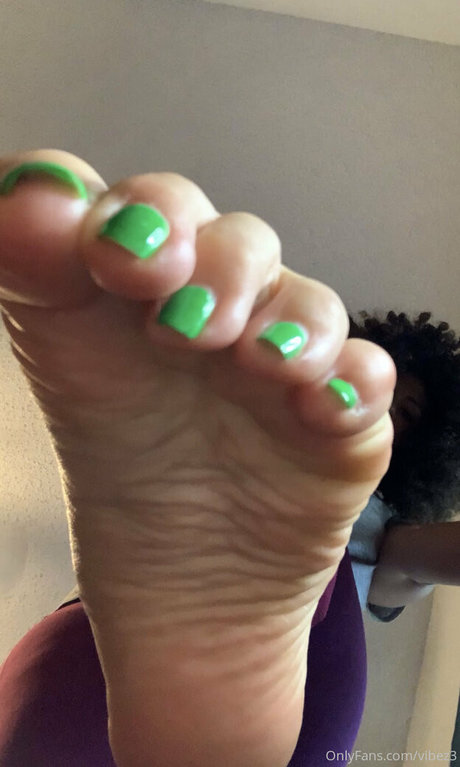 black female onlyfans pornos image