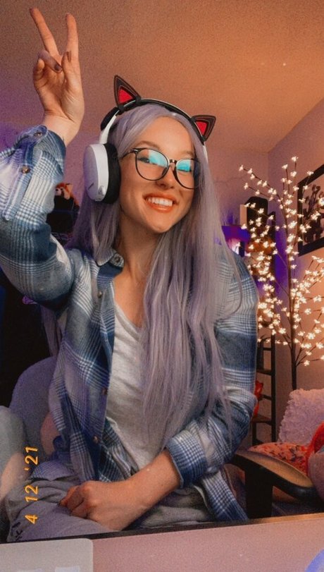 Eralia pornstar adult image