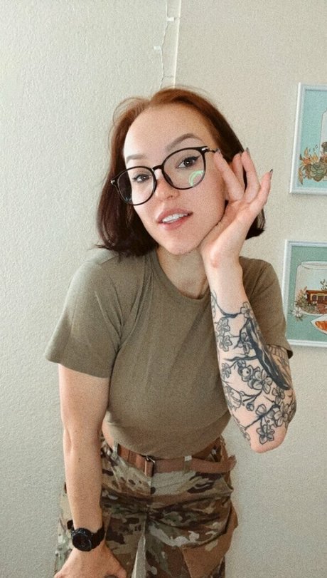 Eralia top model photo