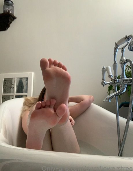 auraflowersfree pornstar erotic galleries