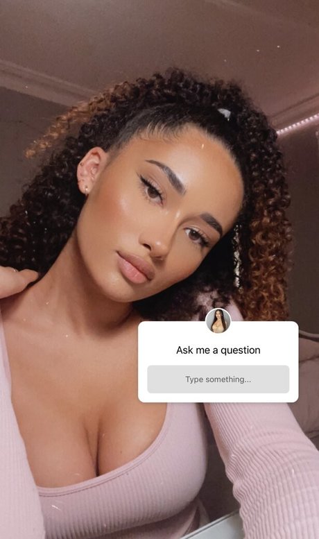 Rubyellaaa0 beautiful pornstar photo