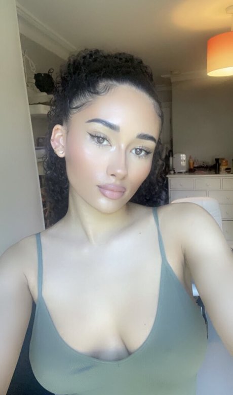 Rubyellaaa0 perfect actress pics