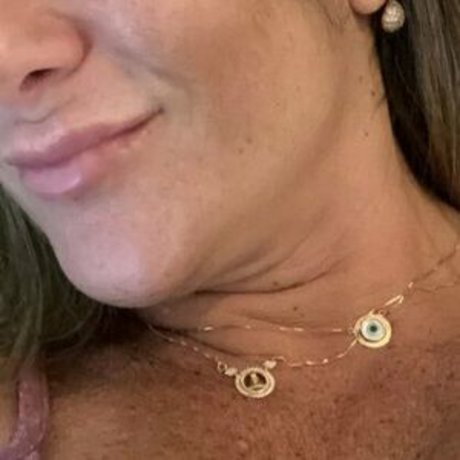 Nina Fernandez Profile pic