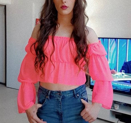 Nikki Harper model top galleries