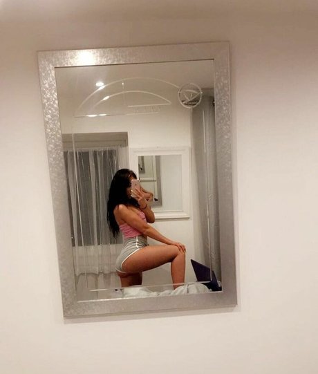 Hannah Lynch star naked photo