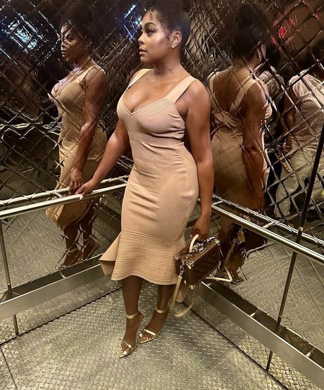 Taraji P Henson sexy model picture