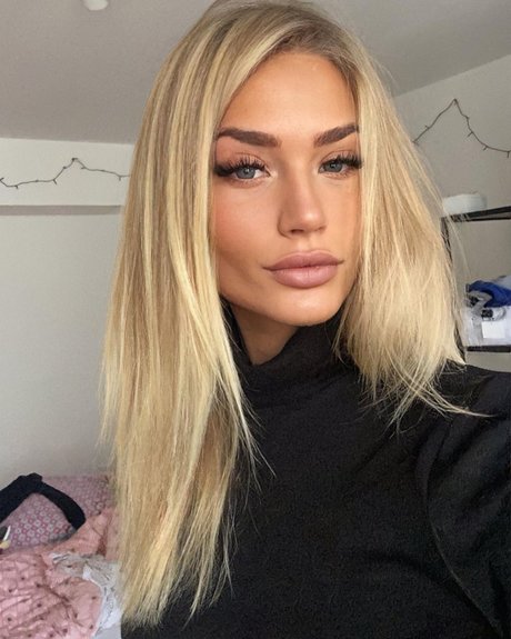 Lucie Gaumont pornstar sexy pic