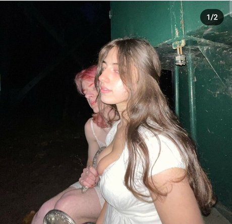 Bella Ossi erotic star pictures