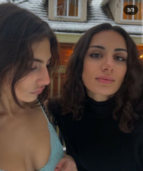 Bella Ossi erotic star pic