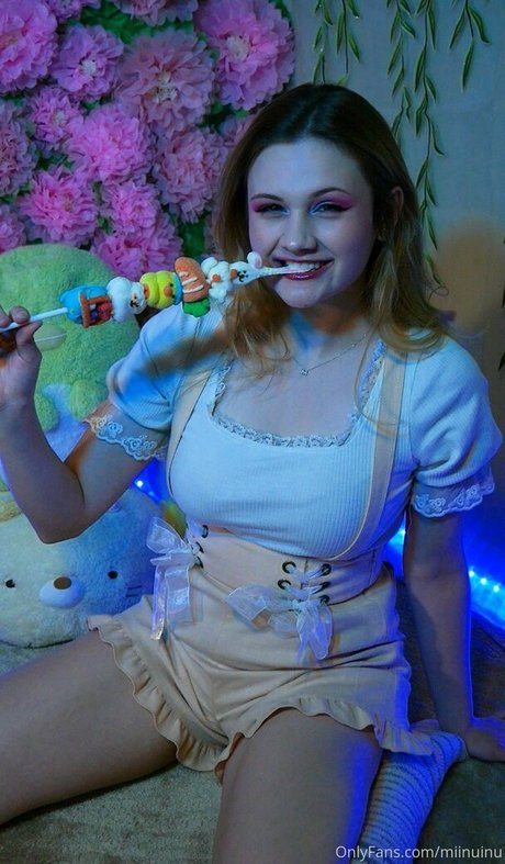 Miinuinu pornstar naked archive