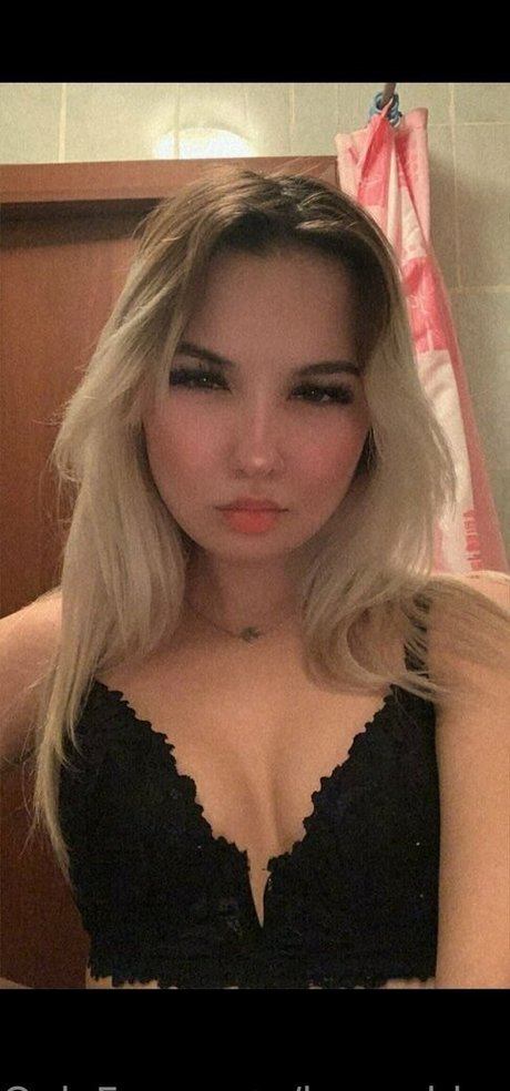 luzgoddes pornographic actress pictures