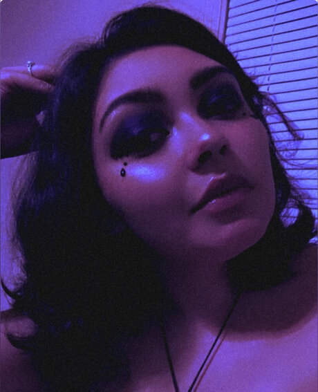 Vanessa H_ star adult picture