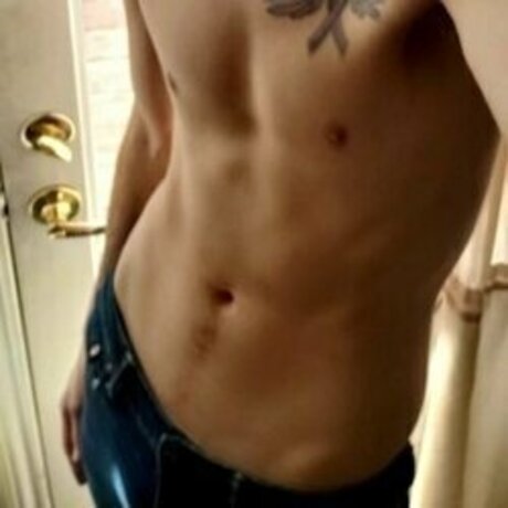 Coach Hung naked actress pictures