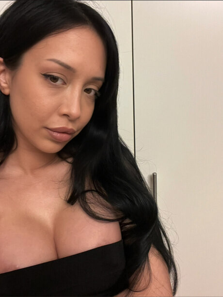 Naila imani art model galleries