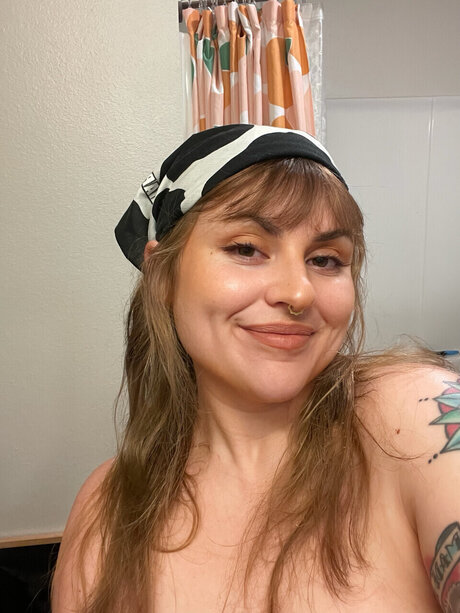 Mame the Dame star pretty gallery