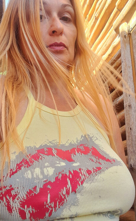 Vera Chocolatera model nudes picture