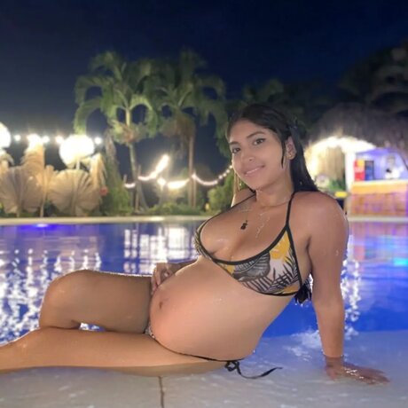 Brey3 pretty model image